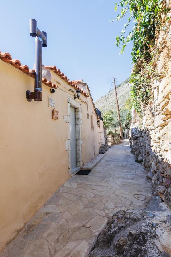 Villa Somatiana- Traditional Stone House , West Mani Thalámai Exterior foto